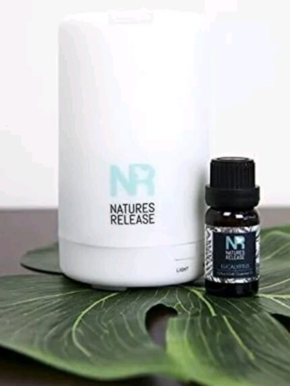Aromatherapy Essential Oil Diffuser Cool Mist Humidifier Color Changing Auto-Off - Picture 2 of 11